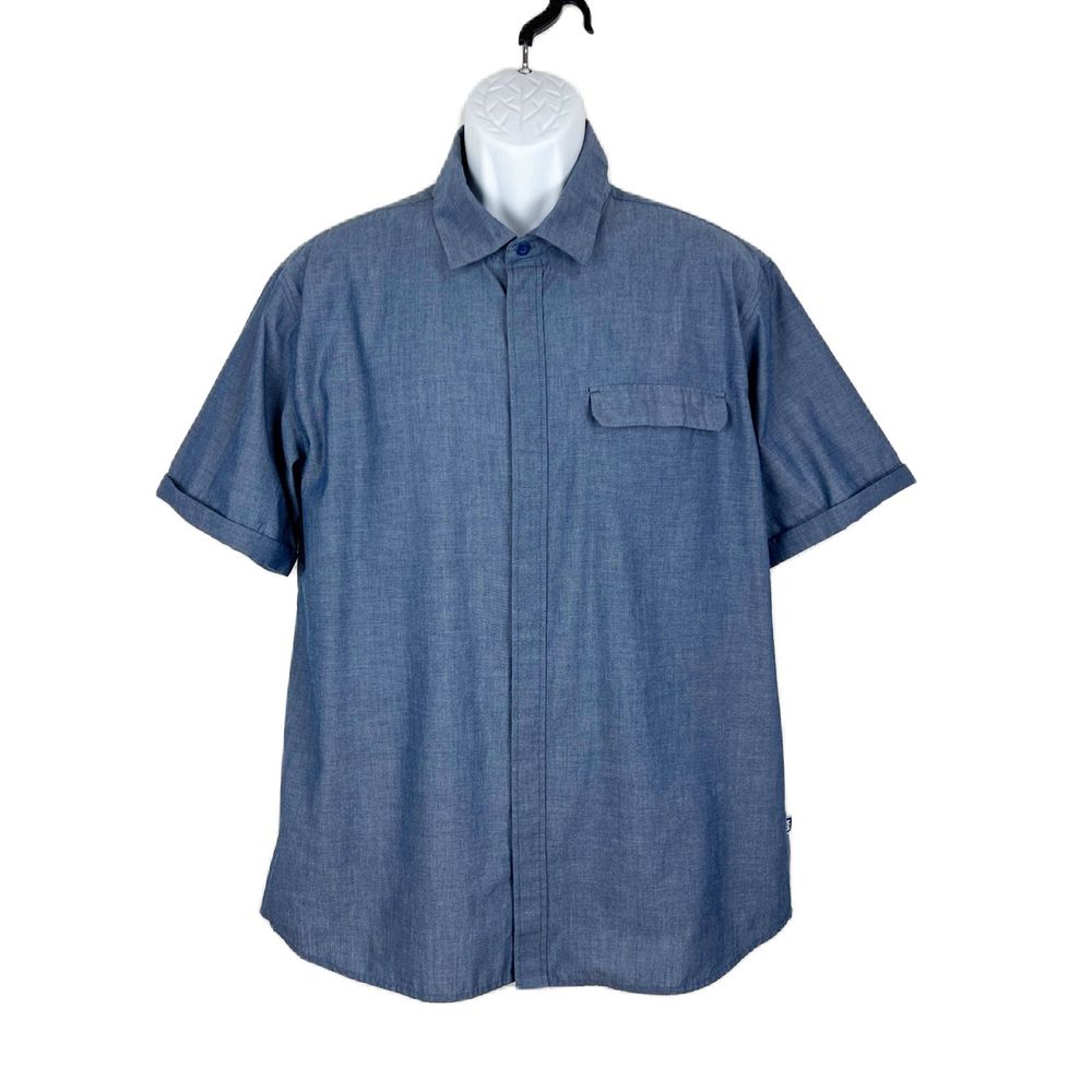 Helly Hansen Button Up Shirt Men XL Short Sleeve Chambray Camping Outdoor Tee